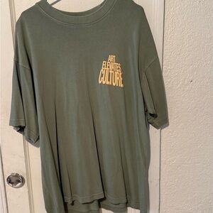 Art Elevates Culture Graphic T-Shirt